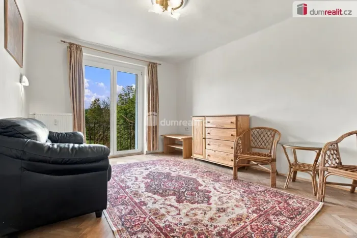 Prodej bytu 2+1, Ostrov, Lidická, 58 m2