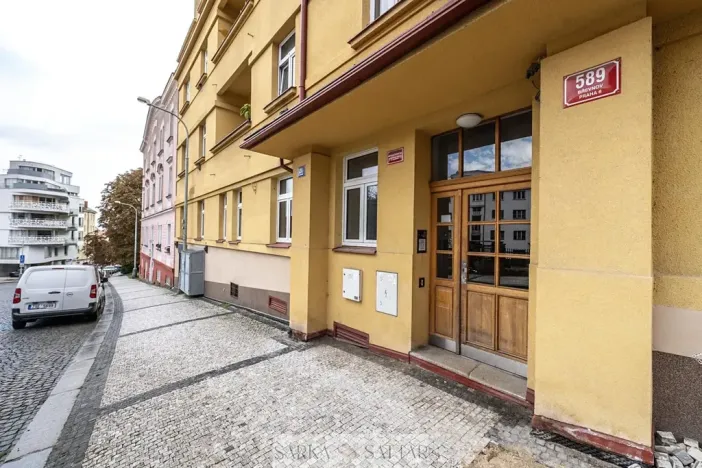 Pronájem bytu 2+kk, Praha - Břevnov, Za Strahovem, 48 m2
