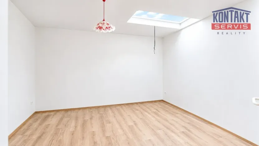 Pronájem bytu 3+1, České Budějovice - České Budějovice 1, Krajinská, 96 m2