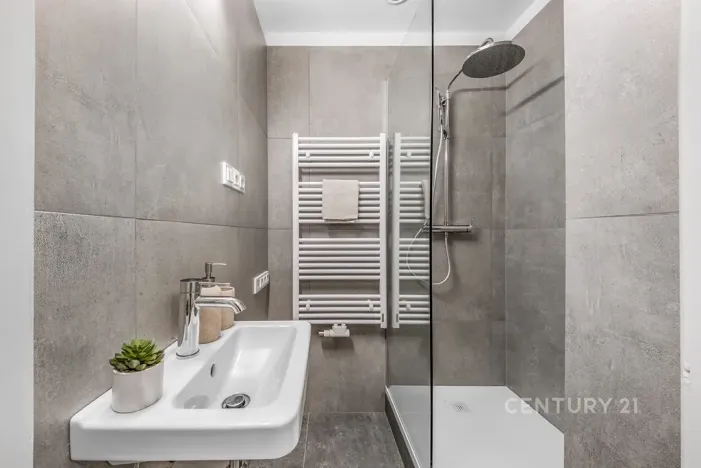 Pronájem kanceláře, Praha - Nusle, Sezimova, 50 m2