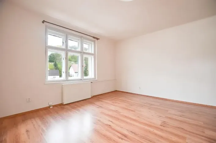 Pronájem bytu 3+1, Praha - Lysolaje, Čábelecká, 85 m2