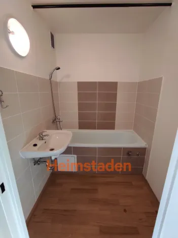 Pronájem bytu 1+1, Ostrava - Hrabůvka, Cholevova, 40 m2