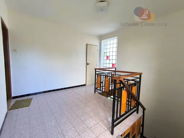Prodej vícegeneračního domu, Luká, 283 m2