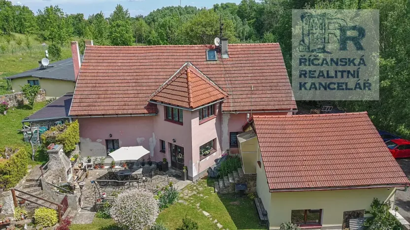 Prodej rodinného domu, Červené Pečky, Dobešovice, 354 m2