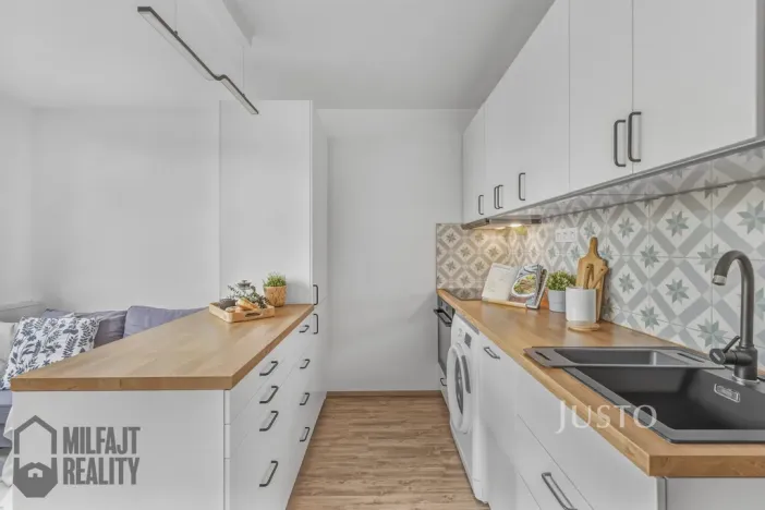 Prodej bytu 2+kk, Liberec - Liberec VI-Rochlice, Sametová, 41 m2