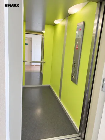 Pronájem bytu 2+1, Praha - Kobylisy, Slancova, 62 m2
