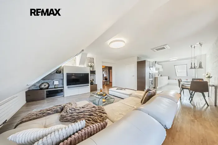 Prodej bytu 4+kk, Praha - Kbely, Semilská, 123 m2