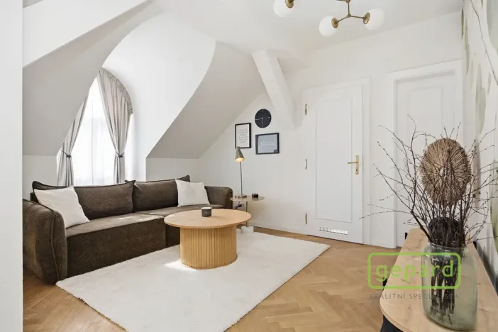 Prodej bytu 1+1, Praha, Čestmírova, 48 m2