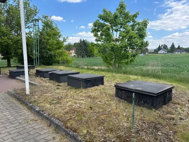 Prodej obchodního prostoru, Kamenný Újezd, 40 m2