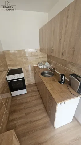Pronájem bytu 2+kk, Teplice, Pražská, 39 m2