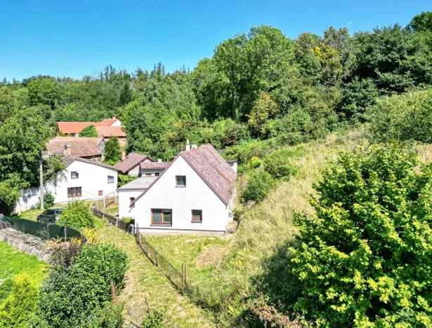 Prodej rodinného domu, Podhořany u Ronova, 87 m2