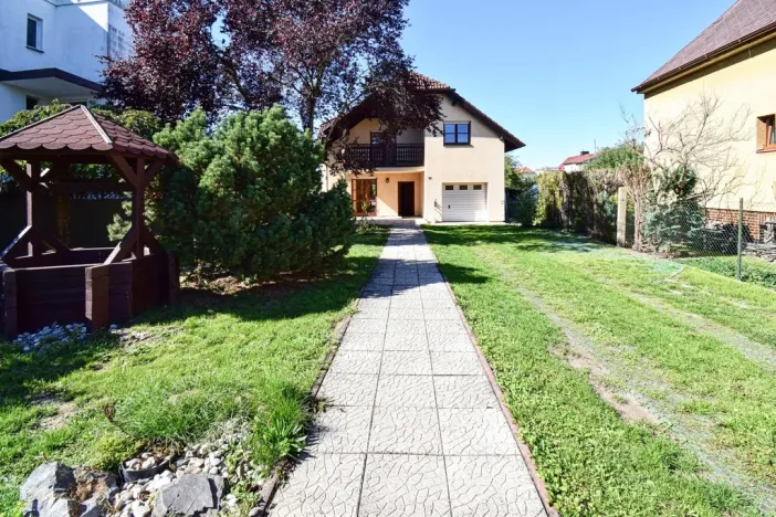 Pronájem rodinného domu, Plzeň - Újezd, Staroveská, 250 m2