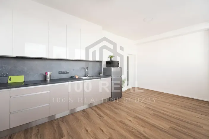 Pronájem bytu 1+kk, Hradec Králové, Průmyslová, 29 m2