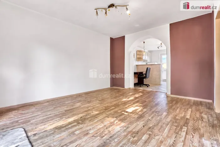 Prodej bytu 2+1, Horní Slavkov, Dlouhá, 50 m2