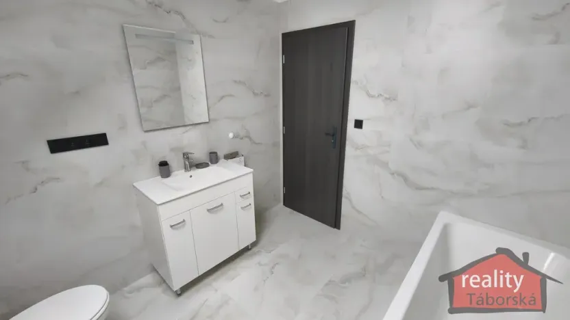 Prodej bytu 2+kk, Nupaky, Nupacká, 82 m2