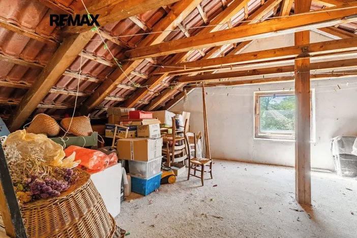 Prodej bytu 3+1, Hvozdnice, 83 m2