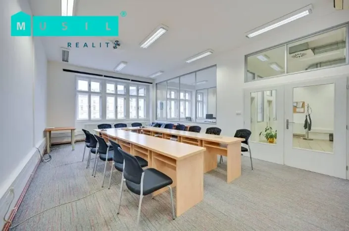 Pronájem obchodního prostoru, Olomouc, Horní náměstí, 300 m2