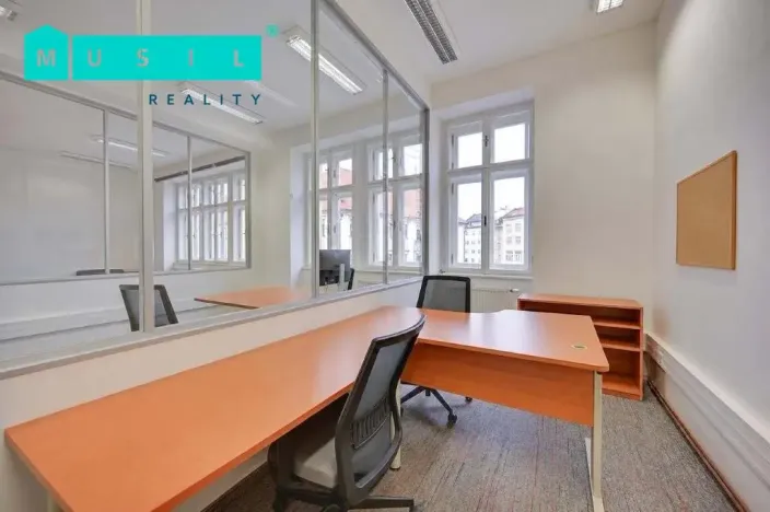 Pronájem obchodního prostoru, Olomouc, Horní náměstí, 300 m2