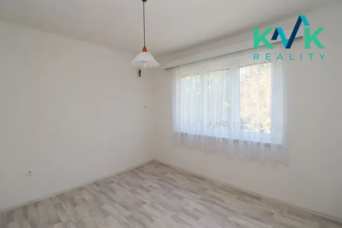 Pronájem bytu 2+1, Ostrov, Mánesova, 58 m2
