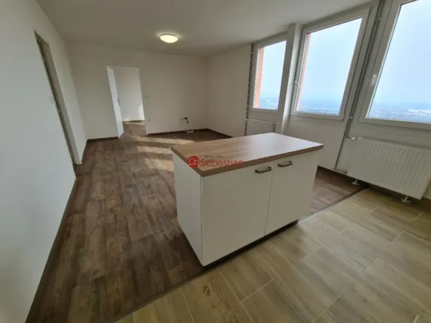 Pronájem bytu 3+kk, Teplice - Trnovany, Antonína Sochora, 81 m2