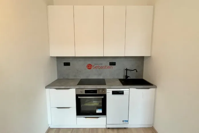 Pronájem bytu 2+kk, Hořice, 33 m2