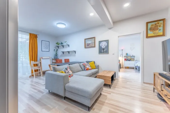 Prodej bytu 2+kk, Kunice - Dolní Lomnice, Vrbová, 59 m2