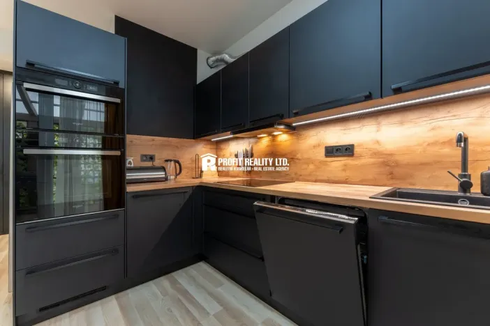 Prodej bytu 2+kk, Kunice - Dolní Lomnice, Vrbová, 59 m2