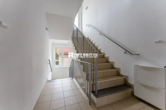 Prodej bytu 2+kk, Kunice - Dolní Lomnice, Vrbová, 59 m2