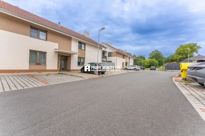 Prodej bytu 2+kk, Kunice - Dolní Lomnice, Vrbová, 59 m2