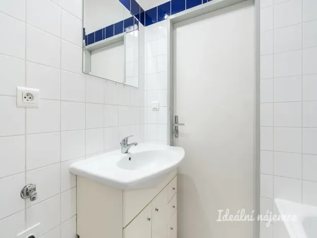 Pronájem bytu 1+kk, Praha - Letňany, Chotěšovská, 47 m2