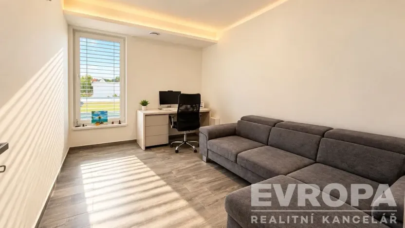 Pronájem rodinného domu, Vysoký Újezd, Na Ovčáckém, 376 m2