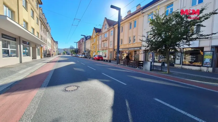 Pronájem obchodního prostoru, Hradec Králové - Pražské Předměstí, S. K. Neumanna, 65 m2