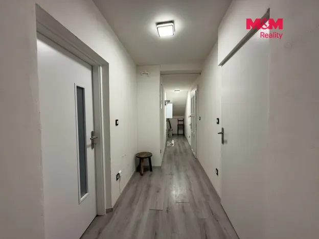 Pronájem bytu 1+kk, Praha - Smíchov, Xaveriova, 60 m2