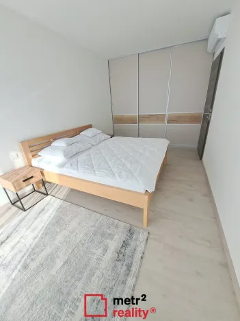 Pronájem bytu 2+kk, Olomouc, Milana Ticháka, 62 m2