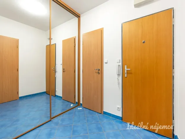 Pronájem bytu 2+kk, Praha - Hlubočepy, Kováříkova, 51 m2