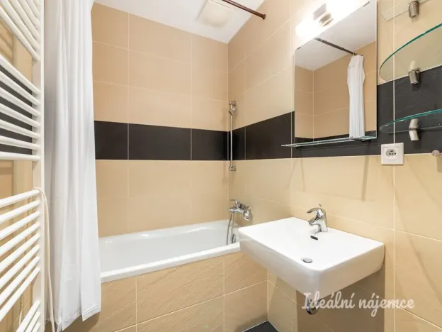 Pronájem bytu 3+kk, Praha - Michle, U michelského mlýna, 63 m2