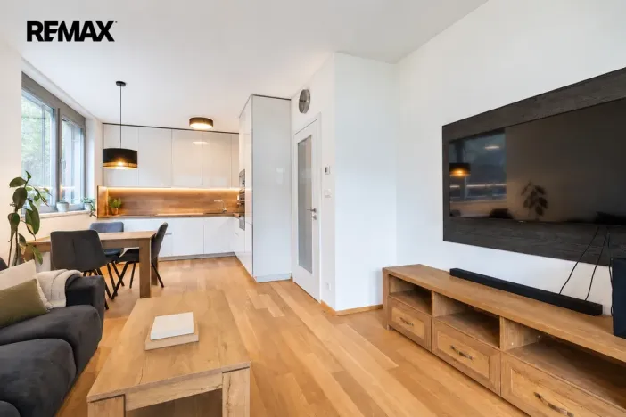 Prodej bytu 2+kk, Praha - Jinonice, Kačírkova, 60 m2