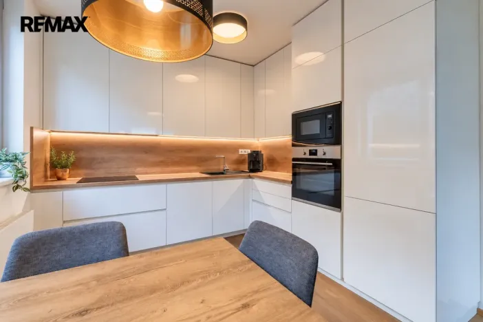 Prodej bytu 2+kk, Praha - Jinonice, Kačírkova, 60 m2