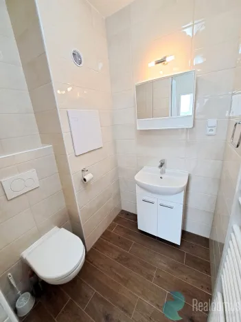 Pronájem bytu 1+1, České Budějovice, Kubatova, 50 m2