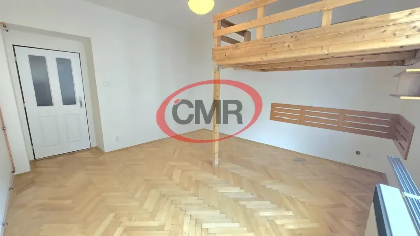 Pronájem bytu 2+kk, Praha, Sudoměřská, 43 m2