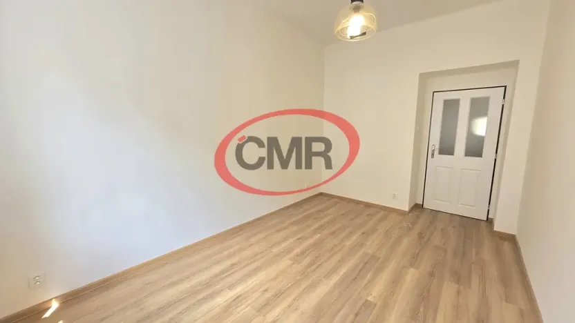 Pronájem bytu 2+kk, Praha, Sudoměřská, 43 m2