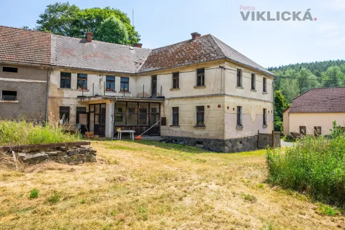 Prodej pozemku pro bydlení, Hostouň - Slatina, 7749 m2