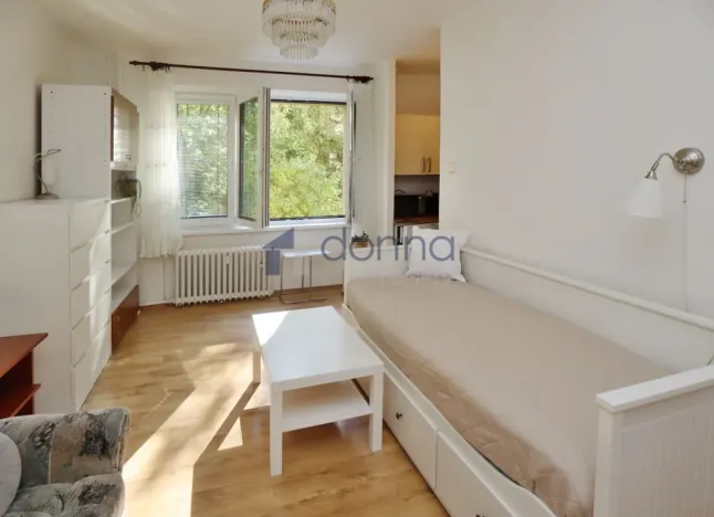 Pronájem bytu 1+kk, Praha, Michelangelova, 23 m2
