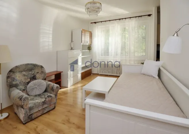 Pronájem bytu 1+kk, Praha, Michelangelova, 23 m2