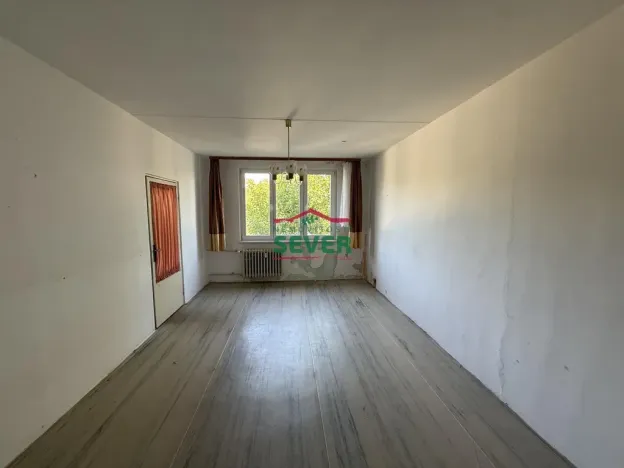 Prodej bytu 3+1, Postoloprty, Jiráskovo náměstí, 81 m2