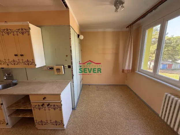 Prodej bytu 3+1, Postoloprty, Jiráskovo náměstí, 81 m2