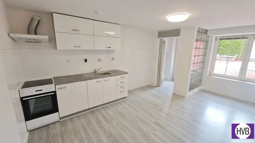 Pronájem bytu 2+kk, Praha, U Cikánky, 42 m2