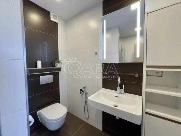 Pronájem bytu 3+kk, Praha - Zbraslav, 84 m2