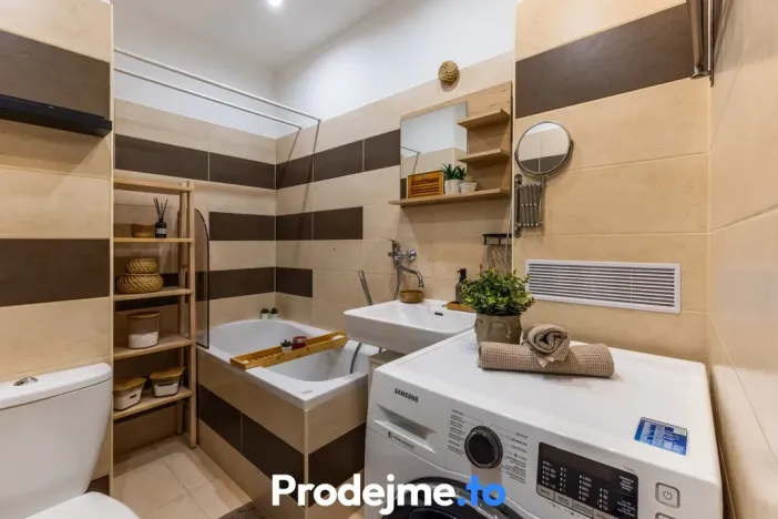 Prodej bytu 2+1, Praha - Strašnice, Vrátkovská, 57 m2