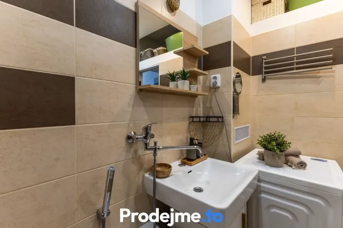Prodej bytu 2+1, Praha - Strašnice, Vrátkovská, 57 m2